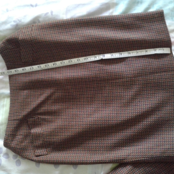 Wool skirt - Picture 2 of 3